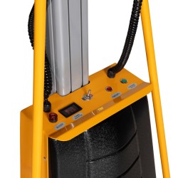 Zoom bloc de commandes du gerbeur poste de travail 1700mm 100kg