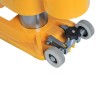 Cric hydraulique 25 tonnes position haute zoom sur les roulettes