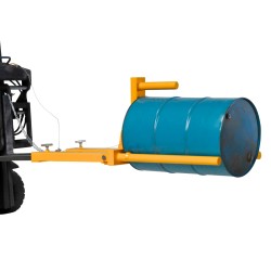 Manipulateur de fût 400kg avec chariot élévateur avec fût - vue de 3/4 avant