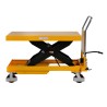 Table élévatrice manuelle 1500kg Plateau 1220x610mm - vue de profil - position à mi hauteur