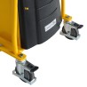 Zoom sur les roues directrices du Gerbeur poste de travail 1500mm 250kg