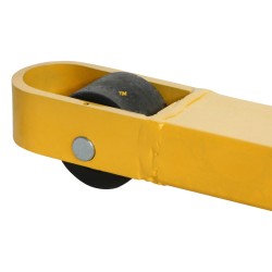 Zoom sur le galet du Gerbeur retourneur de fût surbaissé 350kg levée 1500mm