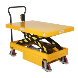 Vue de 3/4 arrière de la table élévatrice  mobile semi-électrique 1000kg simple ciseaux - plateau mi-haut