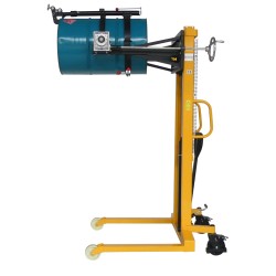 Vue latérale du Gerbeur basculeur de fûts encadrant 450kg levée 1600mm avec le fût en position horizontale