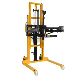 Vue de 3/4 du Gerbeur basculeur de Fût encadrant 450kg levée 2100mm