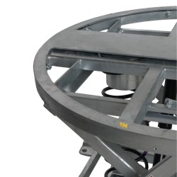 Zoom sur le côté de la table élévatrice rotative galvanisée à niveau constant plateau ouvert 2000kg