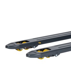 Zoom sur les fourches basses du Transpalette électrique 1500 kg fourches 1150 mm batterie lithium 30 Ah