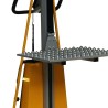 Gros plan 3/4 plateau avec billes pour gerbeur poste de travail
