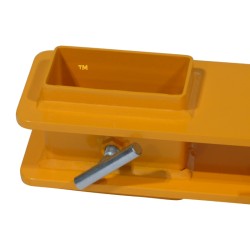 Zoom sur la vis du Vue sur le Crochet pour chariot elevateur 2500 kg