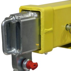 Zoom sur la tête de la Potence pour chariot élévateur- télescopique fixe 4.5 tonnes