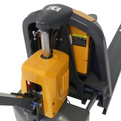 Vue sur les détails du Transpalette électrique Premium 2000 kg batterie lithium 48/15 V/Ah