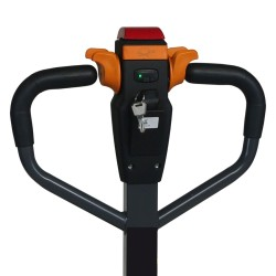 Vue du timon du transpalette électrique Premium 1500 kg fourches 1150 mm batterie lithium 30 Ah