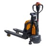 Vue 3/4 avant du transpalette électrique peseur 1500 kg batterie lithium